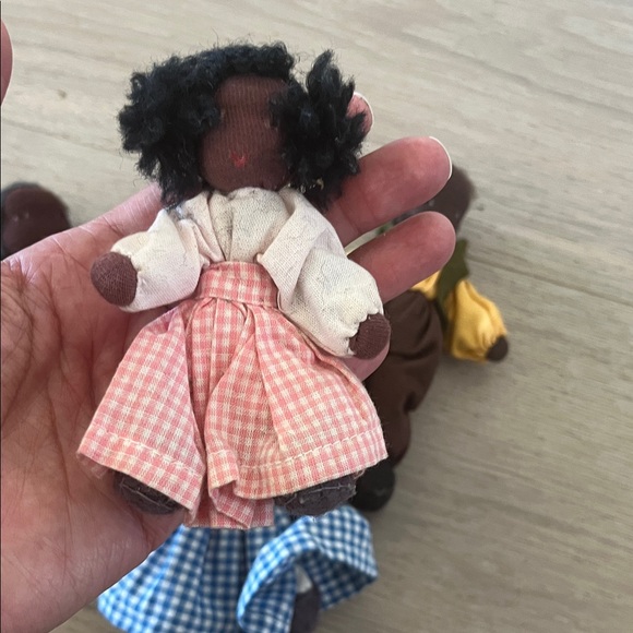 7 Waldofr-style Handcrafted  Cloth Doll Set with Colorful Outfits - Picture 5 of 10